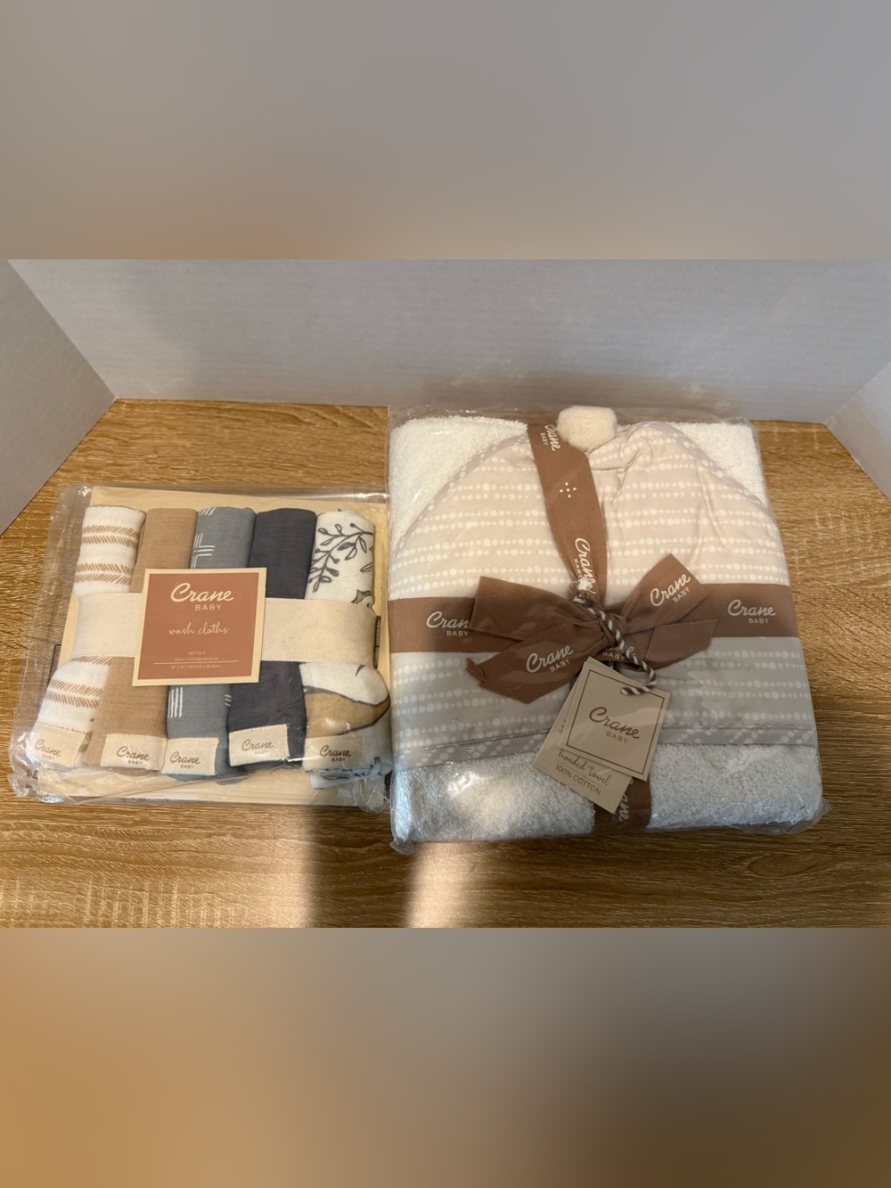 Crane Baby Hooded Towel and Wash Cloths Set